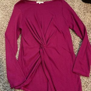 🎈FINAL SALE 🎈 Andree Blouse asymmetrical hem large